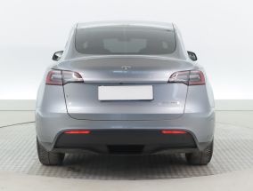 Tesla Model Y - 2024