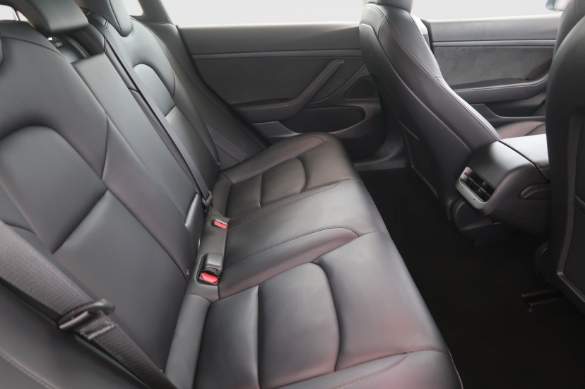 Tesla Model 3, 2021