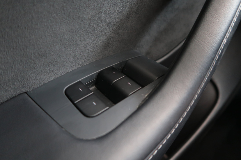 Tesla Model 3, 2021