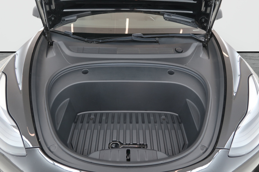 Tesla Model 3, 2021
