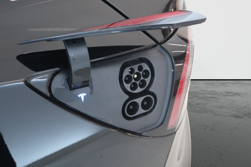 Tesla Model 3, 2021
