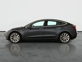 Tesla Model 3 - 2020