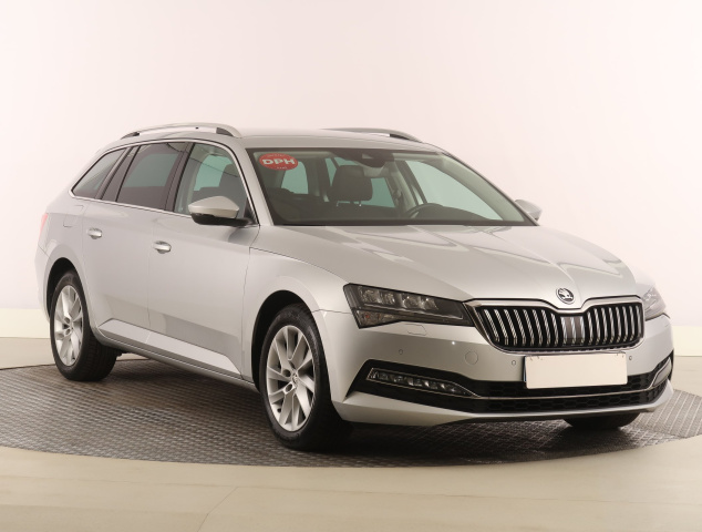Škoda Superb 2021