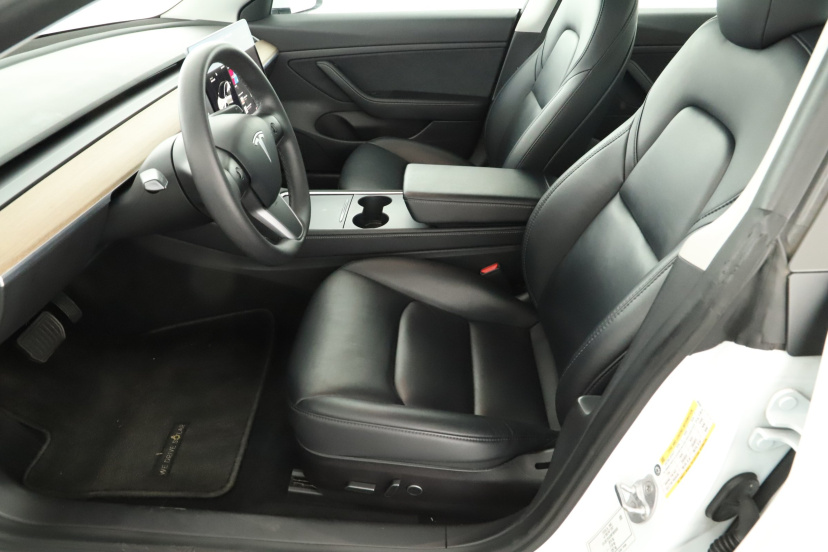 Tesla Model 3, 2021