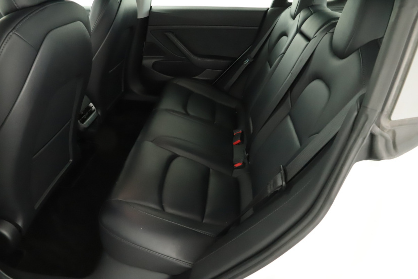 Tesla Model 3, 2021