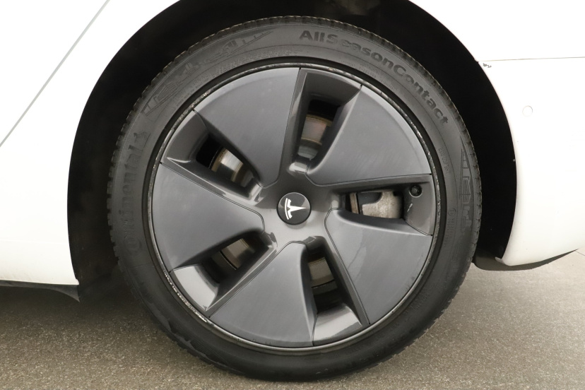 Tesla Model 3, 2021
