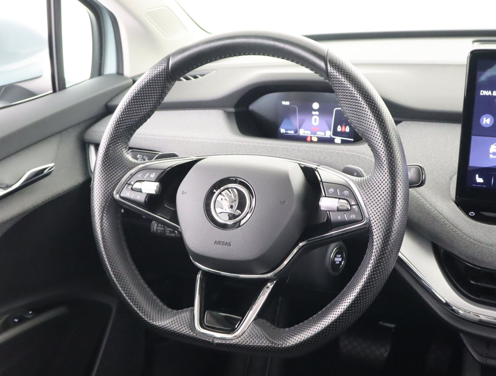 Škoda Enyaq - 2023