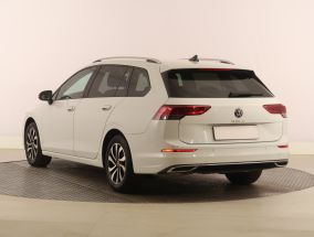 Volkswagen Golf - 2023