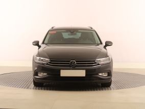 Volkswagen Passat - 2021