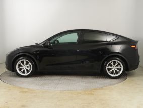 Tesla Model Y - 2024