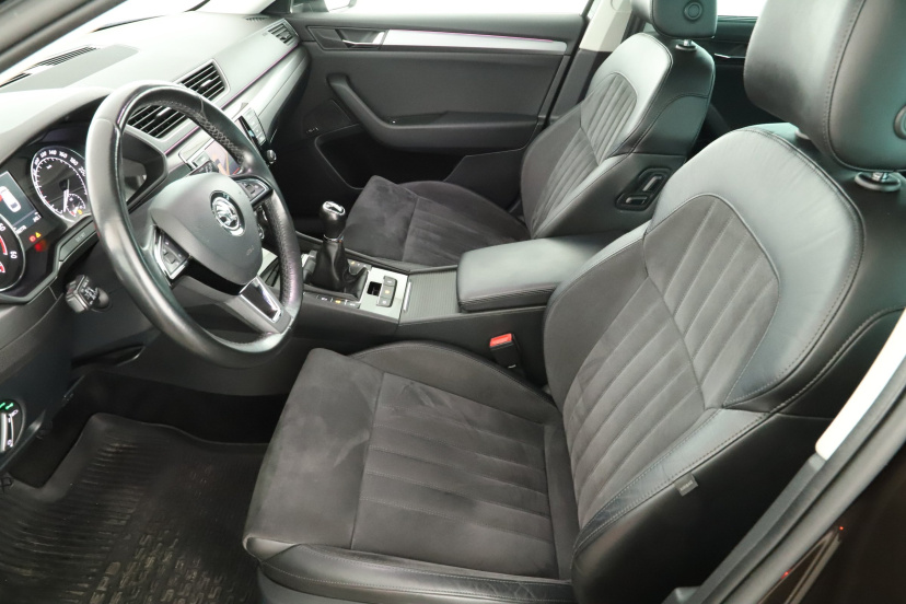 Škoda Superb, 2016