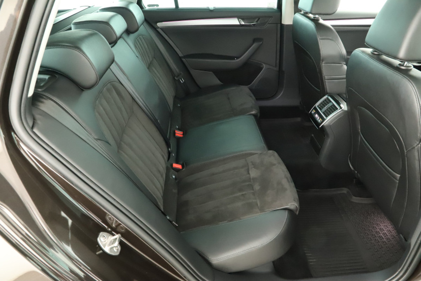 Škoda Superb, 2016