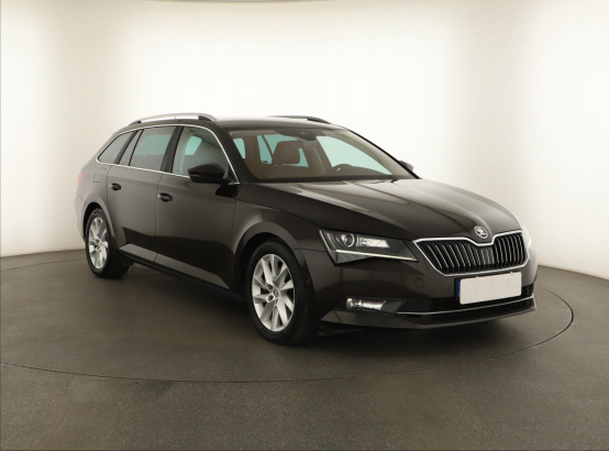 Škoda Superb Combi