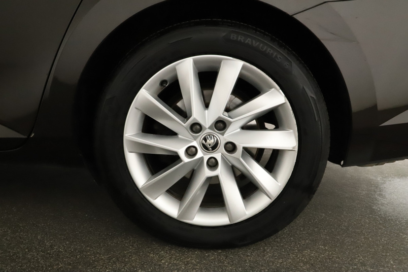 Škoda Superb, 2016