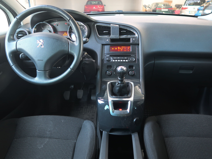 Peugeot 5008, 2014
