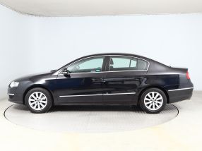 Volkswagen Passat - 2008