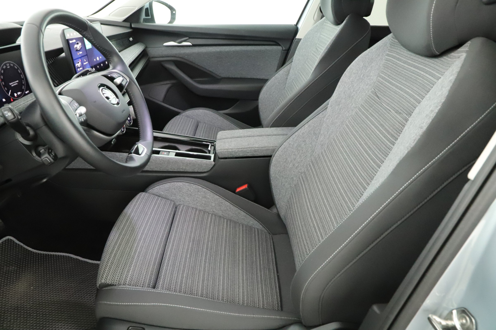 Škoda Superb - 2024