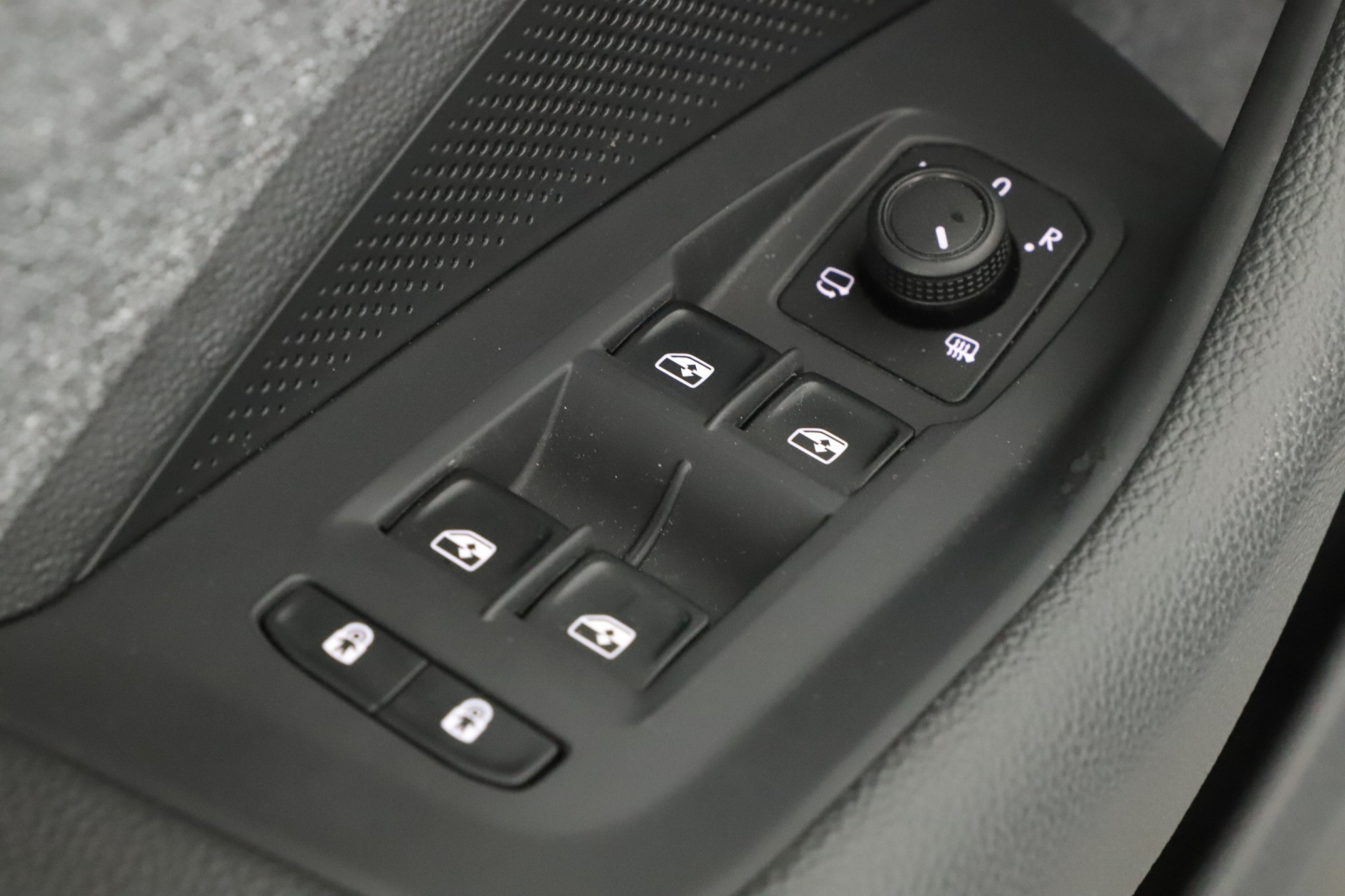 Škoda Superb - 2024