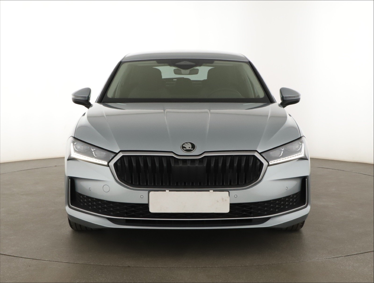 Škoda Superb - 2024