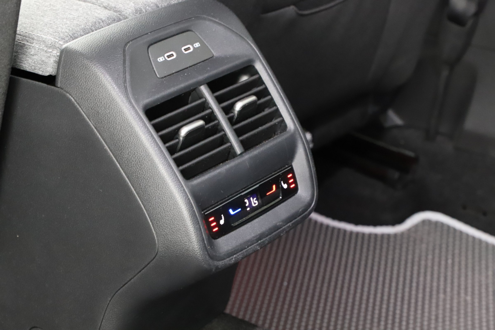 Škoda Superb - 2024