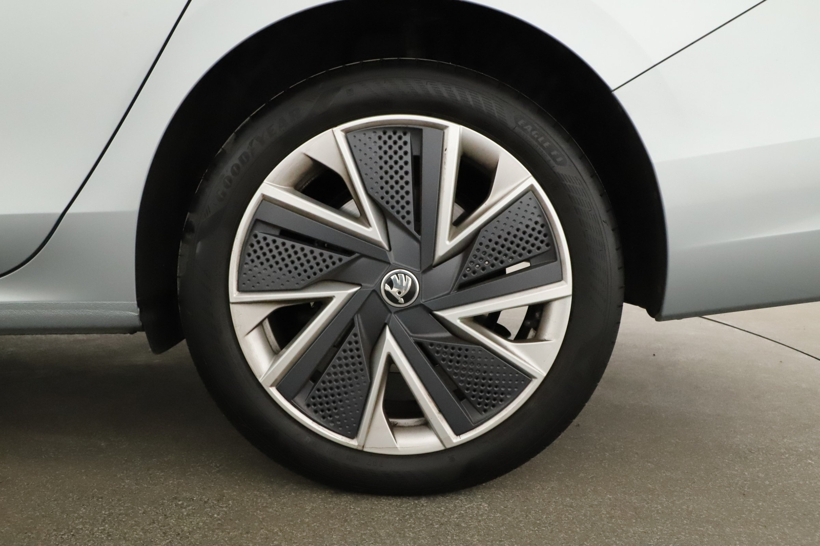 Škoda Superb - 2024