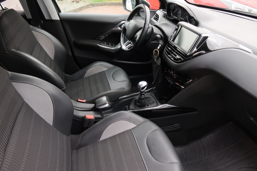 Peugeot 2008, 2018