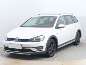 Volkswagen Golf - 2016