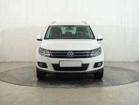 Volkswagen Tiguan - 2011
