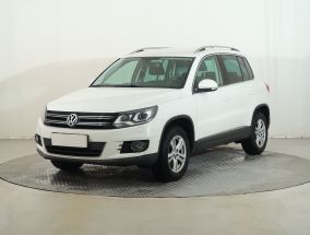 Volkswagen Tiguan - 2011