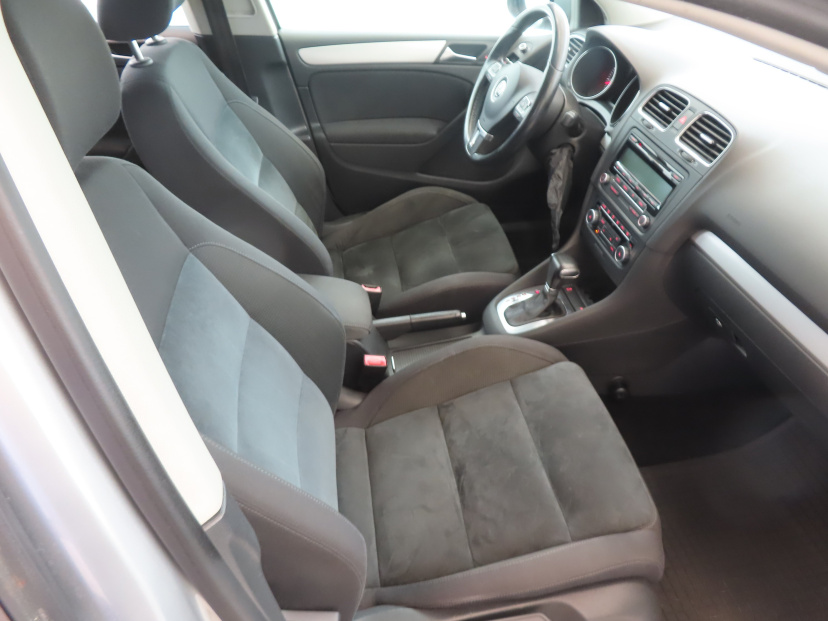 Volkswagen Golf, 2010