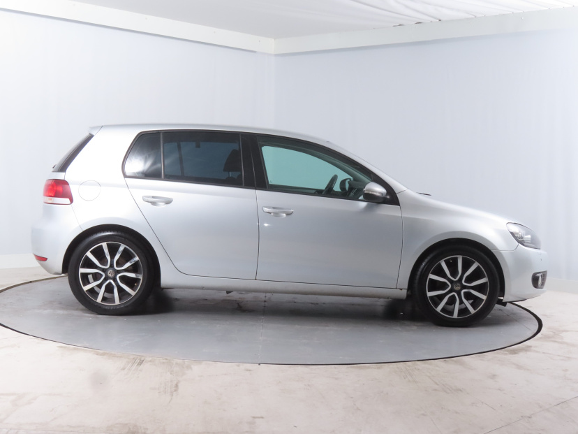 Volkswagen Golf, 2010