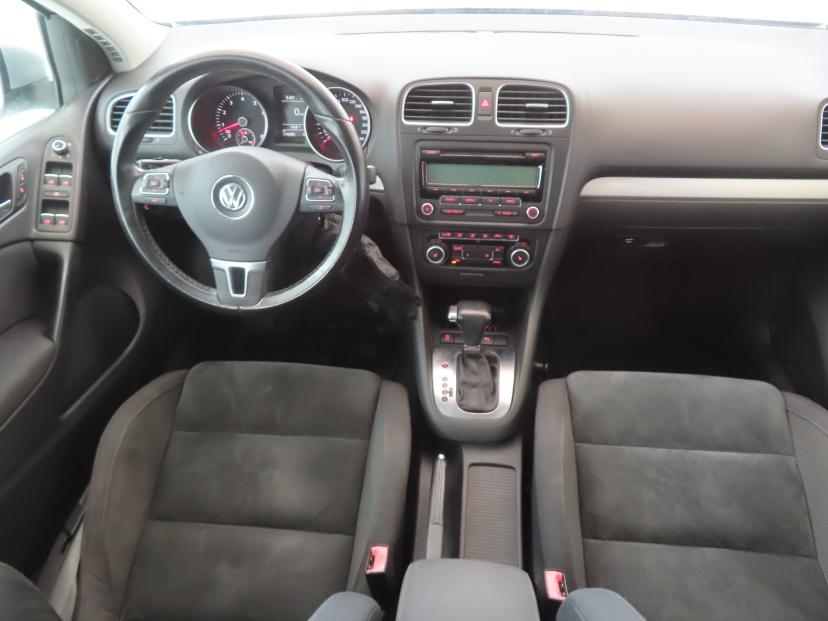 Volkswagen Golf, 2010