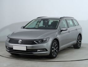 Volkswagen Passat - 2015