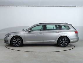 Volkswagen Passat - 2015