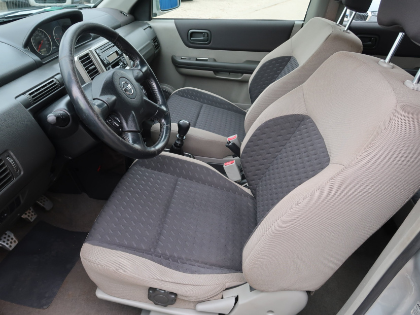 Nissan X-Trail, 2005