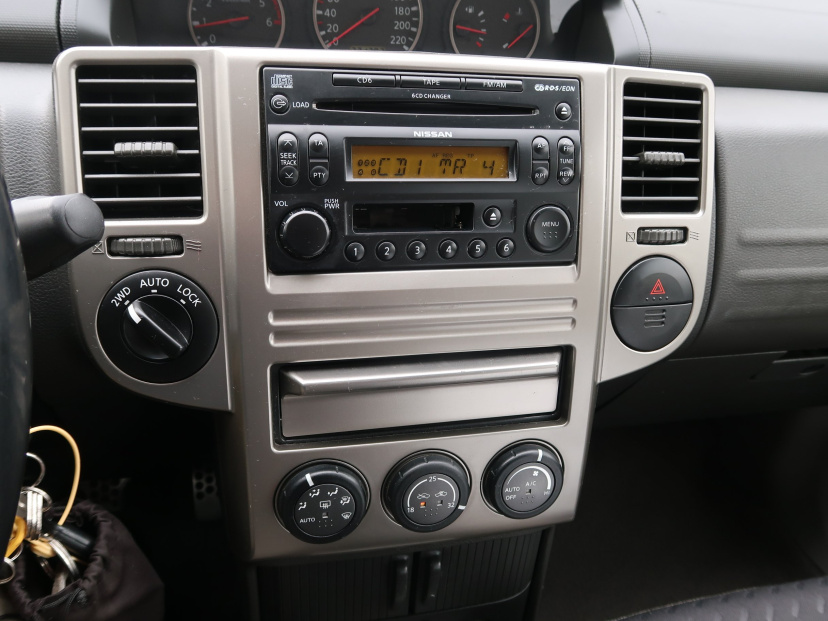 Nissan X-Trail, 2005