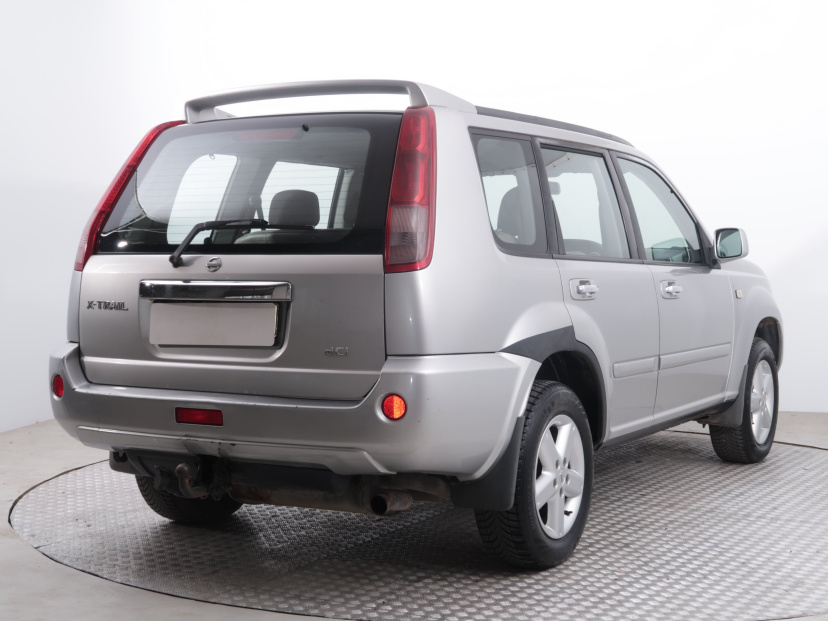 Nissan X-Trail, 2005