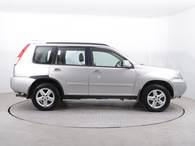 Nissan X-Trail, 2005