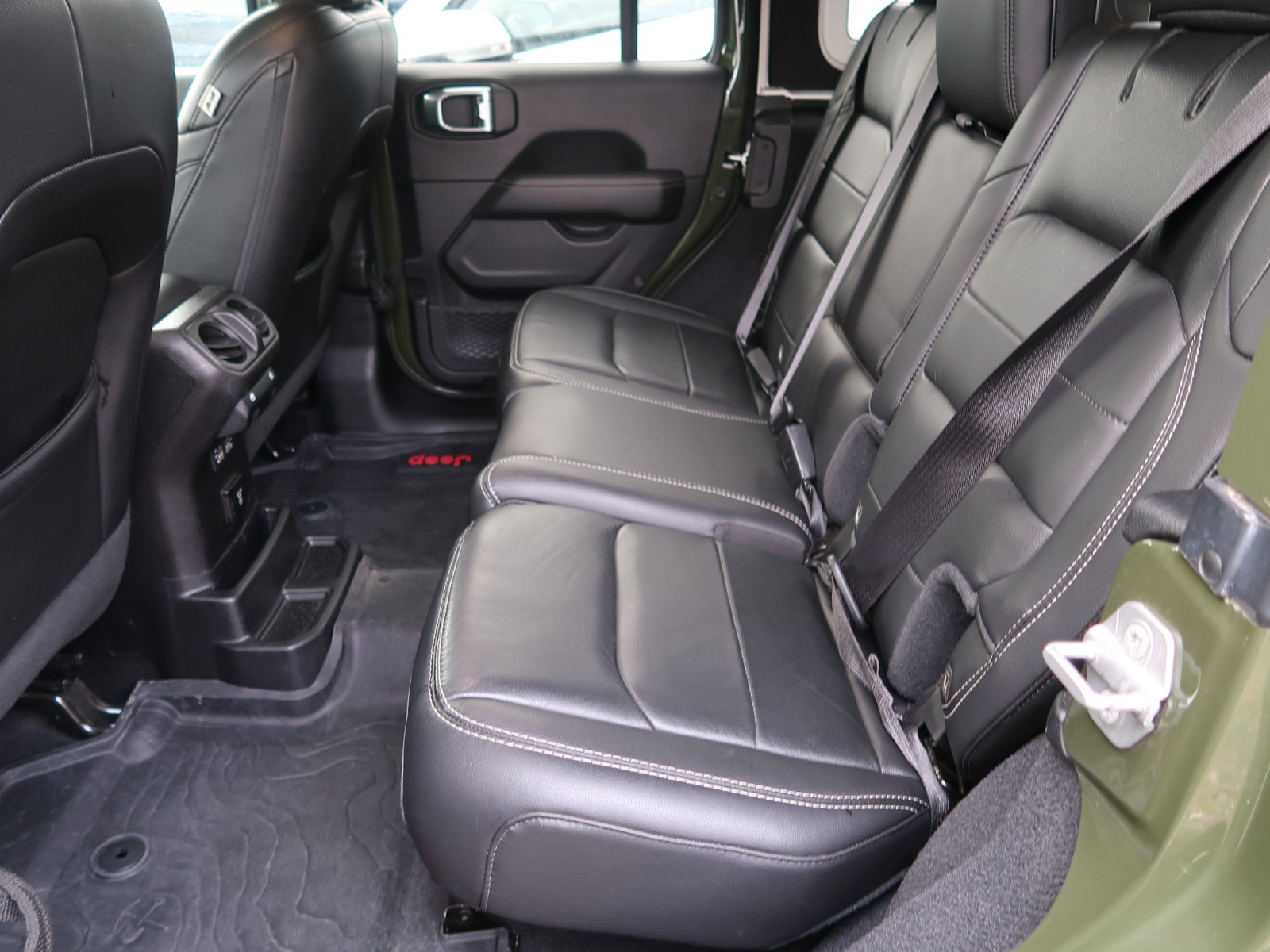 Jeep Wrangler - 2021