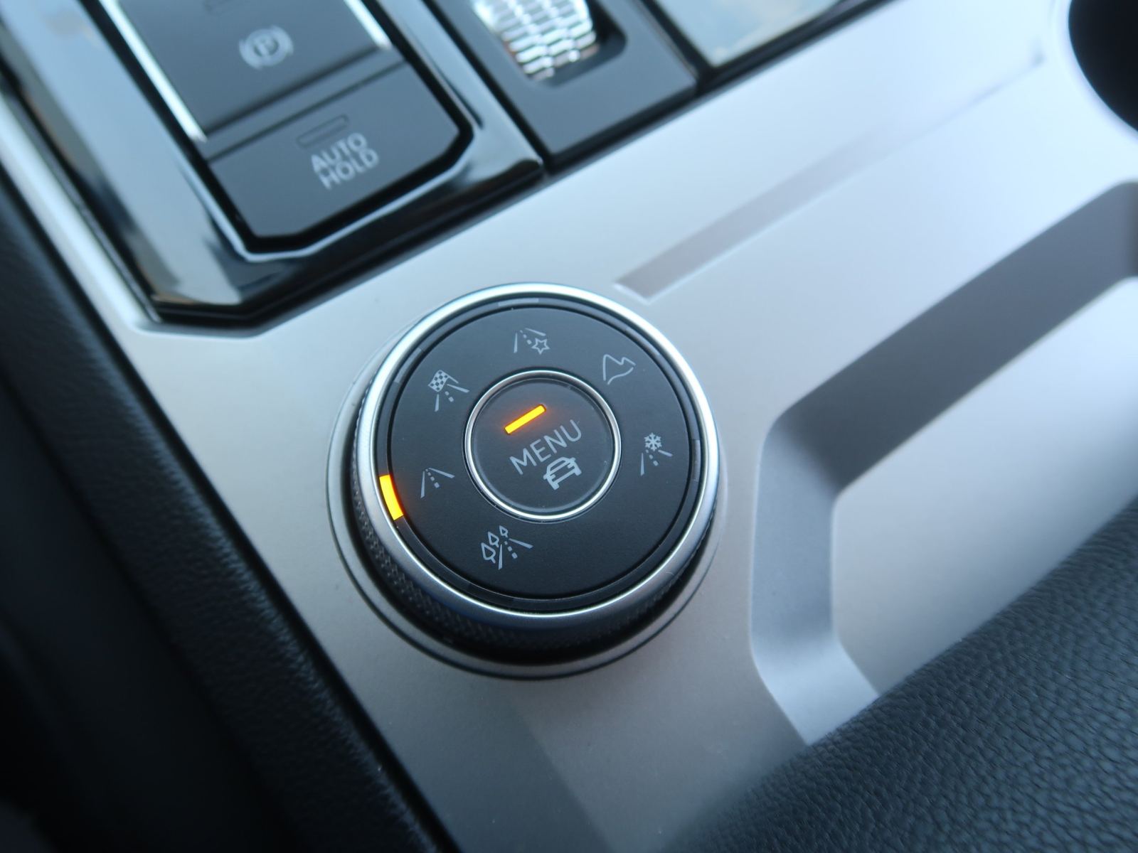 Volkswagen Touareg - 2020