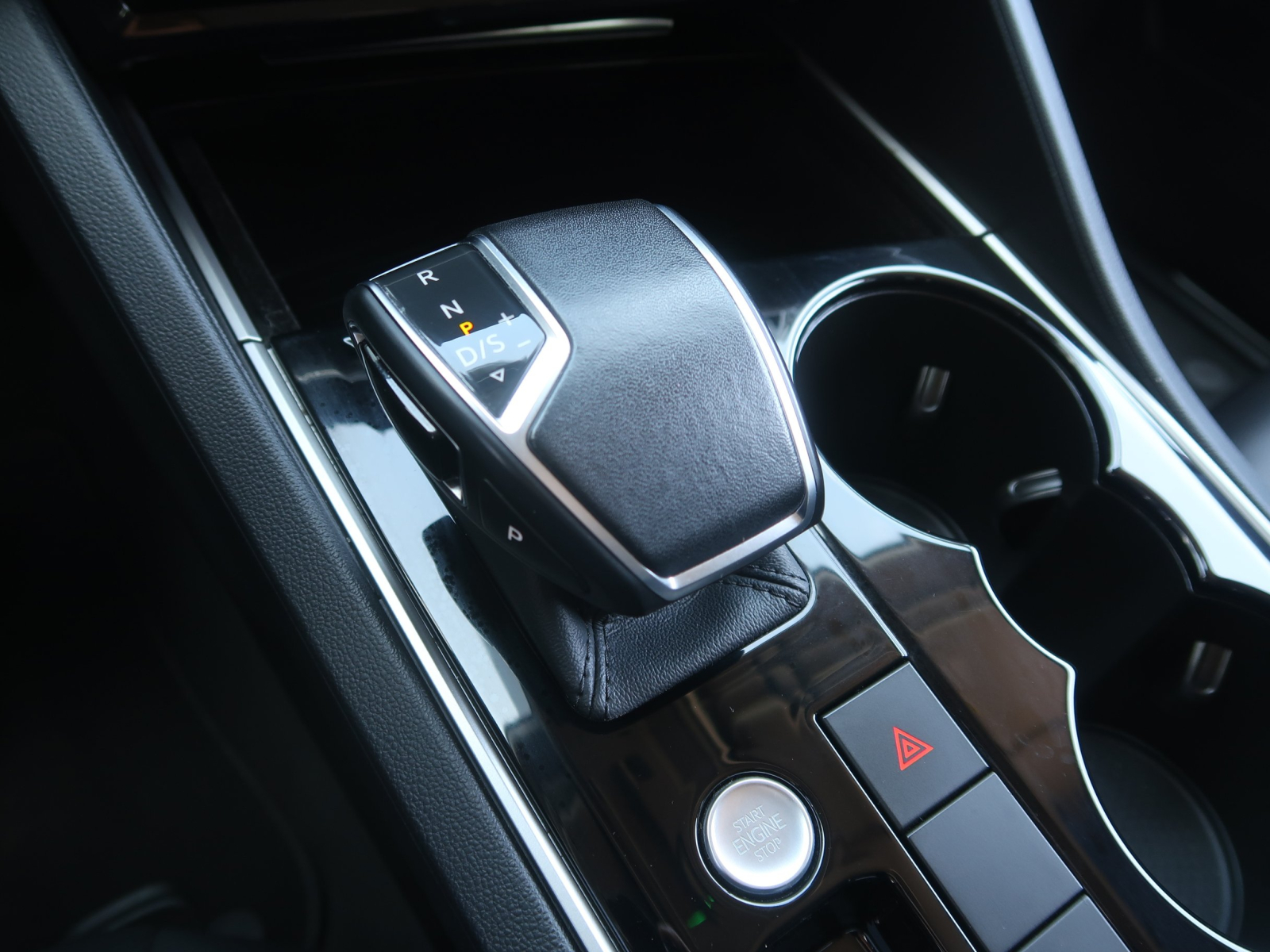 Volkswagen Touareg - 2020