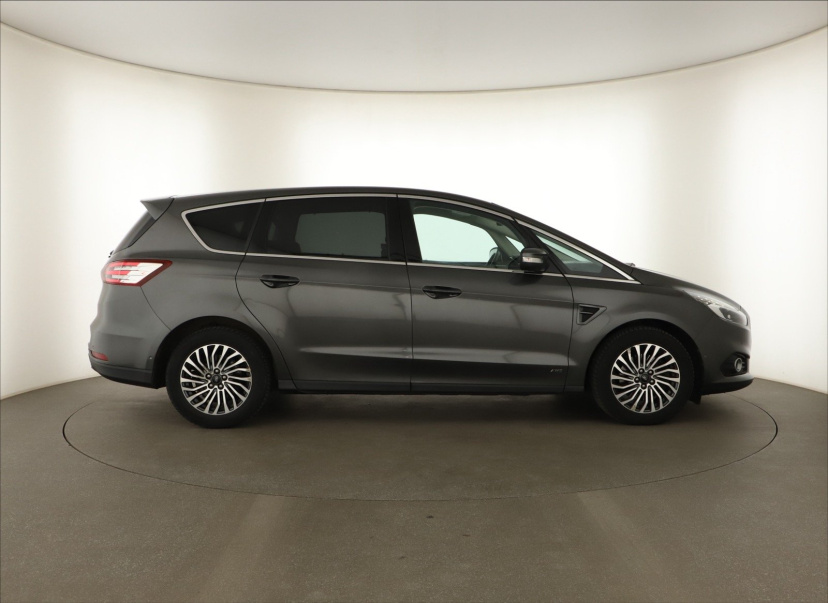 Ford S-Max, 2018
