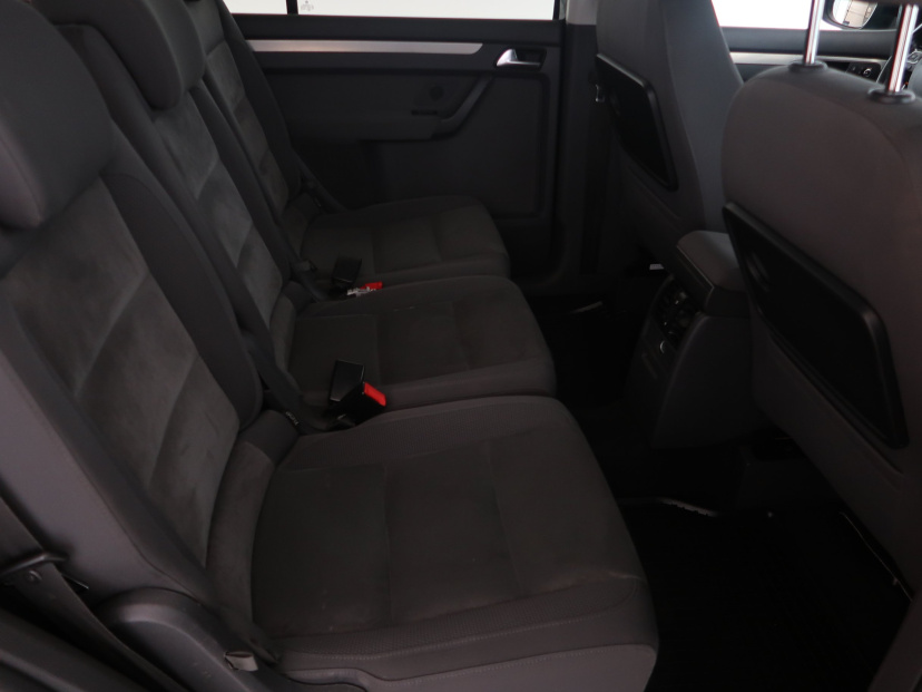Volkswagen Touran, 2011