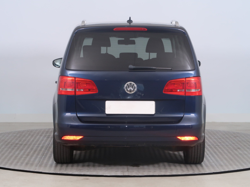 Volkswagen Touran, 2011