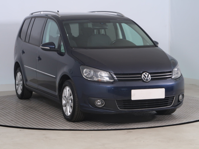 Volkswagen Touran, 2011
