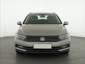 Volkswagen Passat - 2016