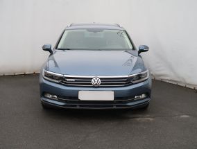 Volkswagen Passat - 2015