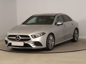 Mercedes-Benz A - 2022