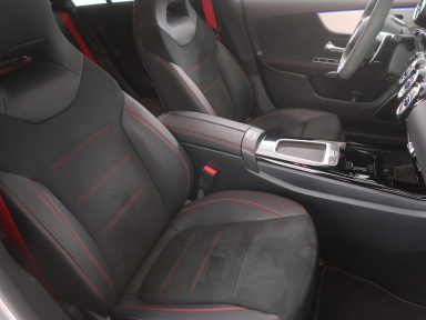 Mercedes-Benz CLA - 2023