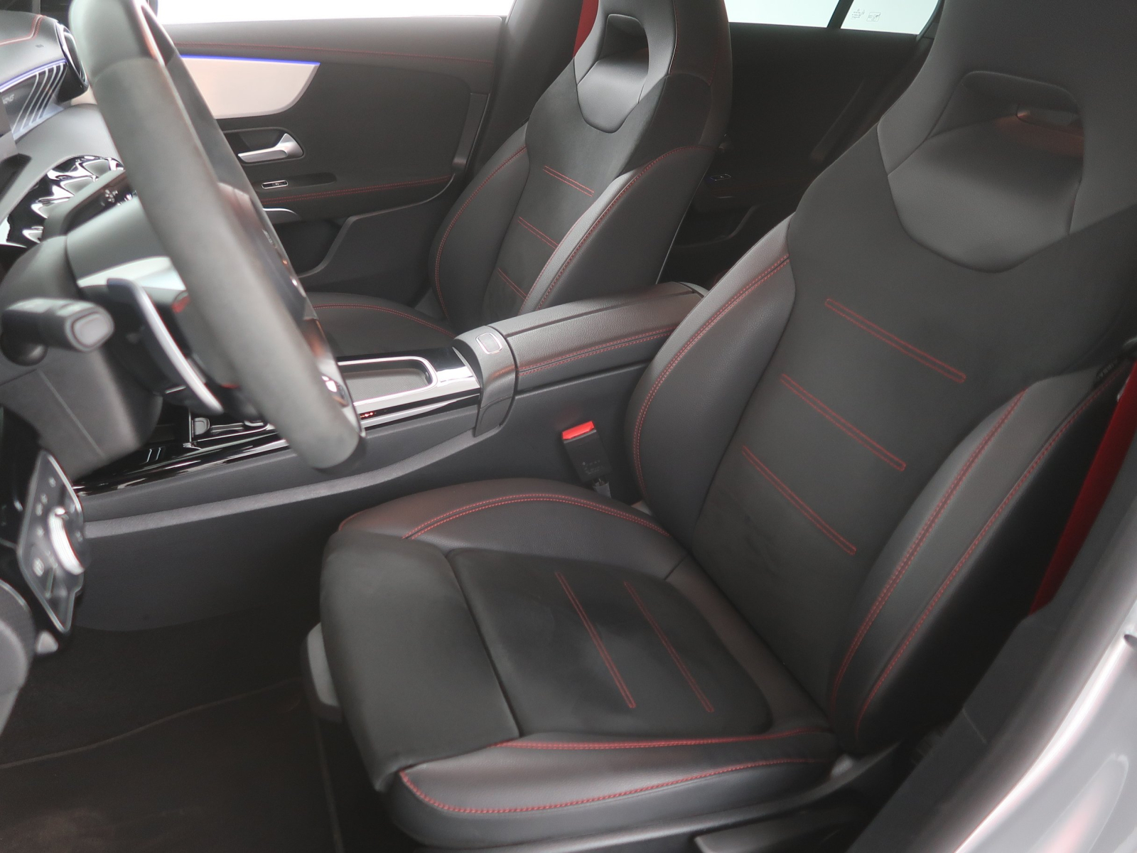 Mercedes-Benz CLA - 2023